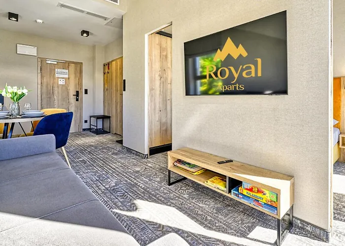 Zloty Horyzont By Royal Aparts شكلارسكا بوريبا